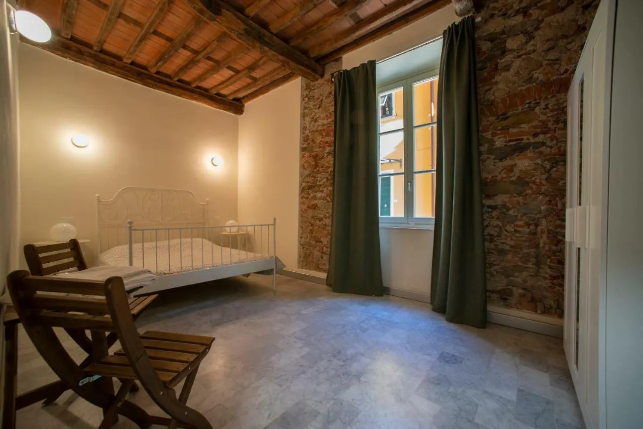 Ostello Palazzo Nizza Massa  0*, Massa (Tuscany) Italy
