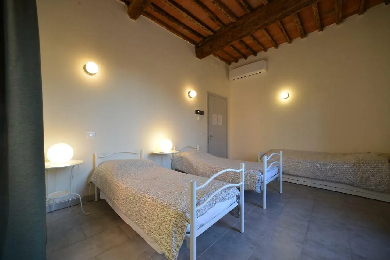 Ostello Palazzo Nizza Massa  0*, Massa (Tuscany)