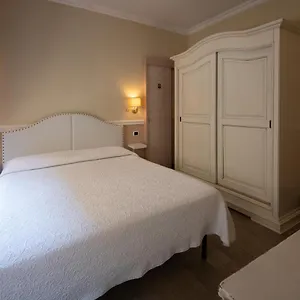 Bed Bra 2*, Verona Italy